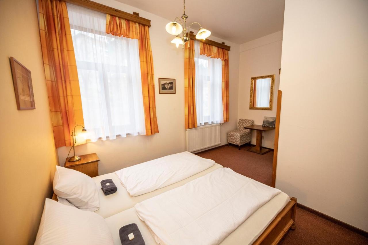 Penzion Adelka Janské Lázně Buitenkant foto