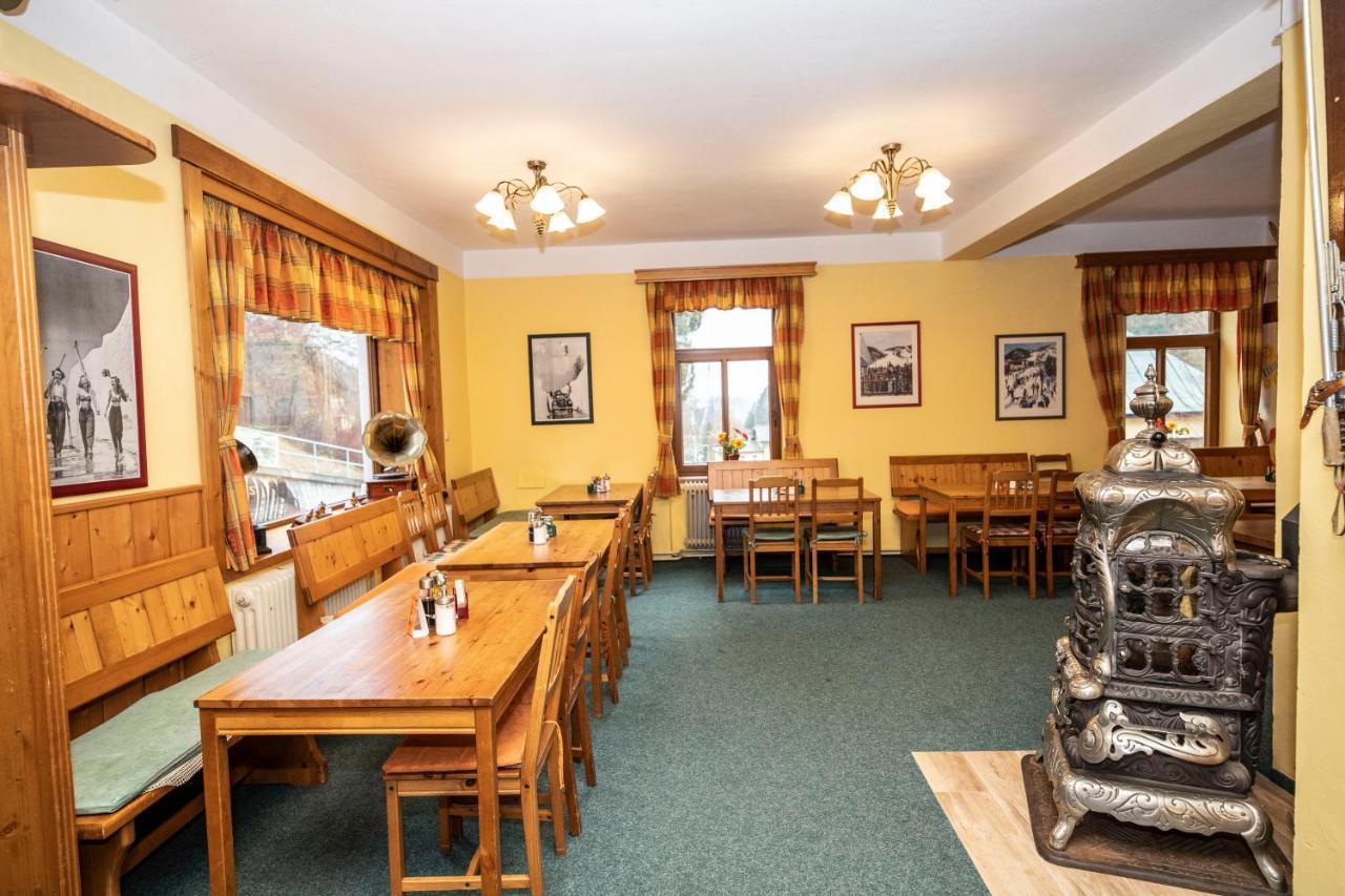 Penzion Adelka Janské Lázně Buitenkant foto